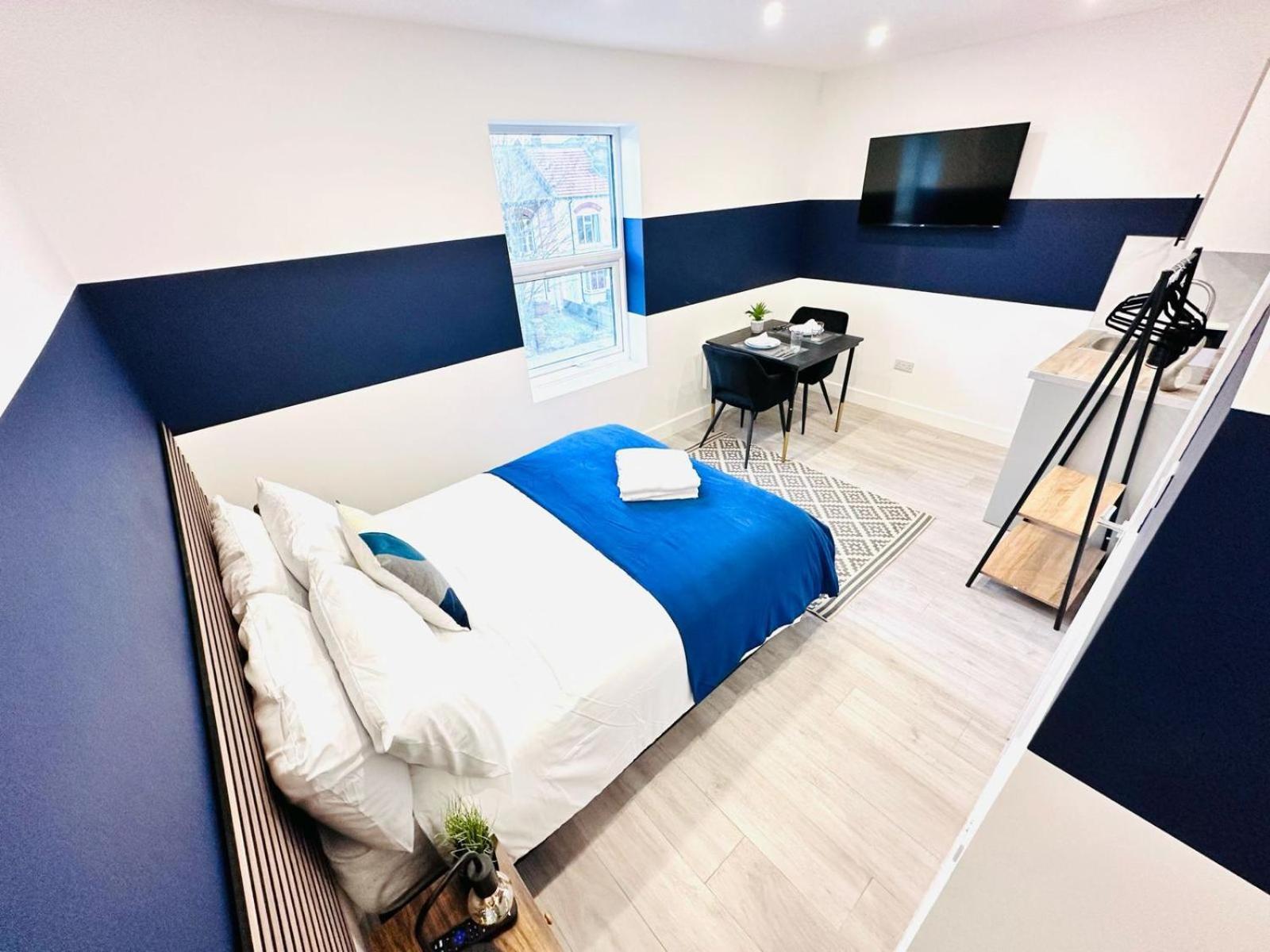 London 58 Blue House City Center Studio, Top Spot 外观 照片