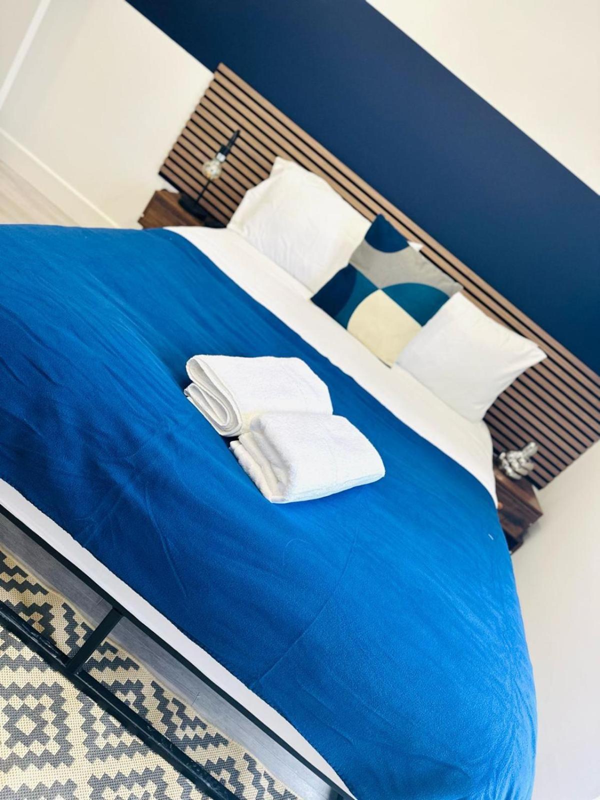 London 58 Blue House City Center Studio, Top Spot 外观 照片
